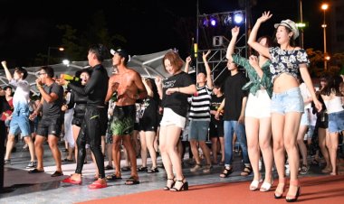 중구, 동천야외물놀이장 '버블&풀 파티' 개막 성료