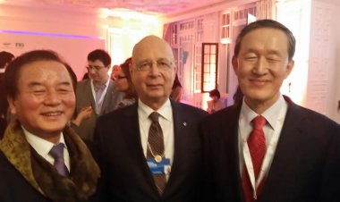 정갑윤 의원, 클라우스 슈밥 WEF회장에게 ‘세일즈 의정활동’ 펼쳐