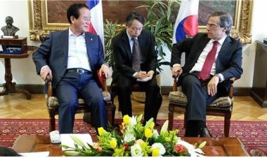 정갑윤 국회부의장, 알도 꼬르네호 곤잘레스 하원의장과 환담