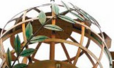 '공업탑 지구본' 동 아닌 철재로 판명