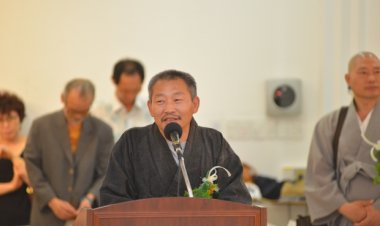 강상구의 빗자루그림전 화제모아....