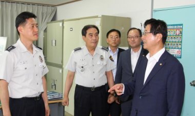 강길부 의원, 유윤근 울주경찰서장과 면담