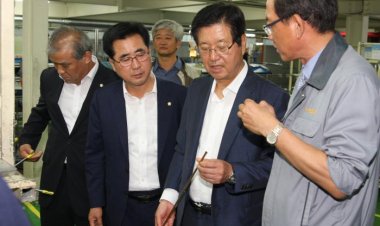 강길부의원, 중소기업 방문해 애로사항 청취하고 의견 나눠