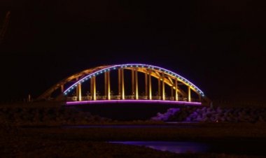 울산신항 중앙방파제 LED 설치완료