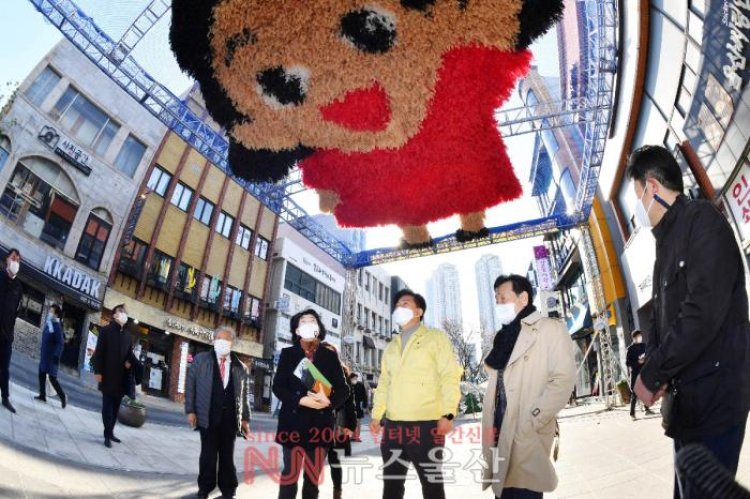 중구, 울산큰애기 모양 소원리본 현장 점검
