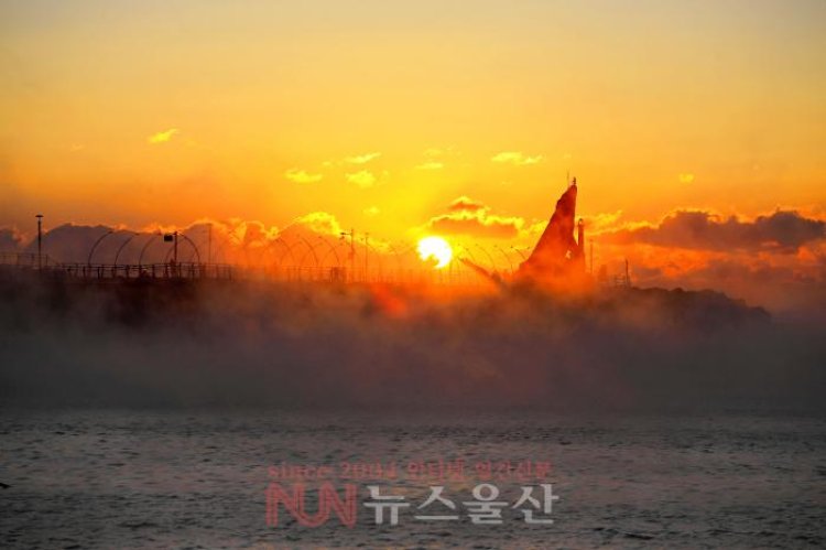 울산시 북구 정자항에서 바라본 새해일출