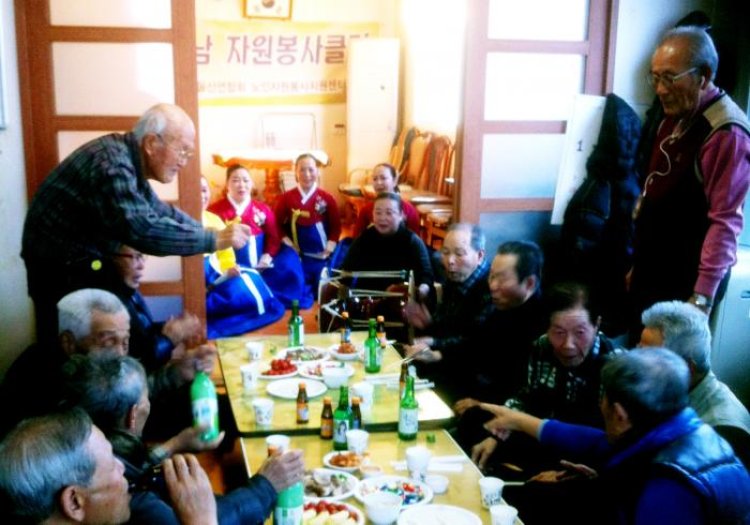 우정동 문화예술진흥회, 찾아가는 민요 공연