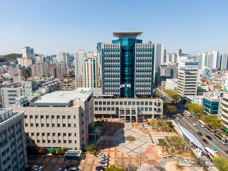 문화예술도시 울산 세계적 공연장 건립 위한 국내외 거장들의 조감도 심의