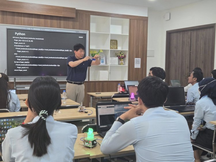 효정고 신승진 교사, ‘올해의 스승상’ 수상