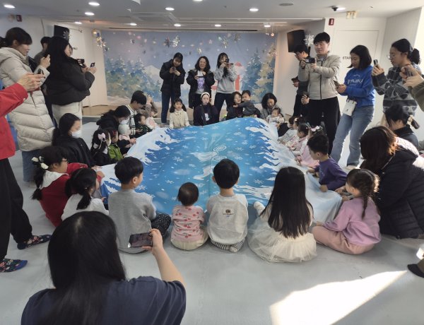 우리 가족 겨울 연주회로 따뜻한 온기 나눠