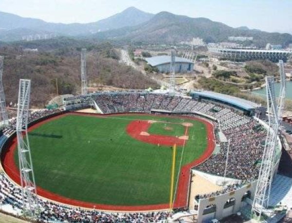 울산웨일즈, 3월 20일 롯데와 개막전 치른다