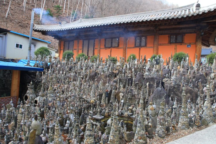 천년 고찰의 고요함 간직한 삼척 불각사