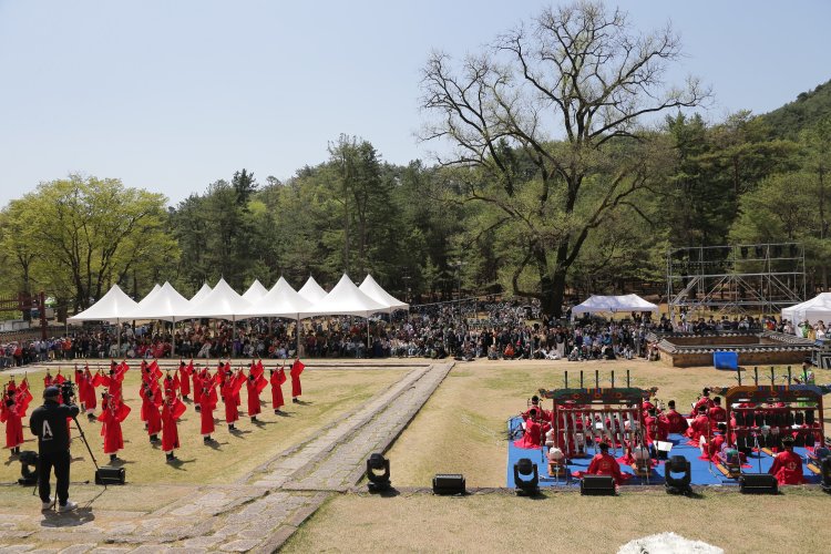 단종의 넋을 기리다… 엄숙한 전통 이어진 제례행사