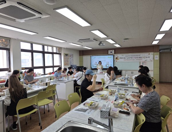 함께 만들고 나누는 ‘사랑 담은 요술 도시락’