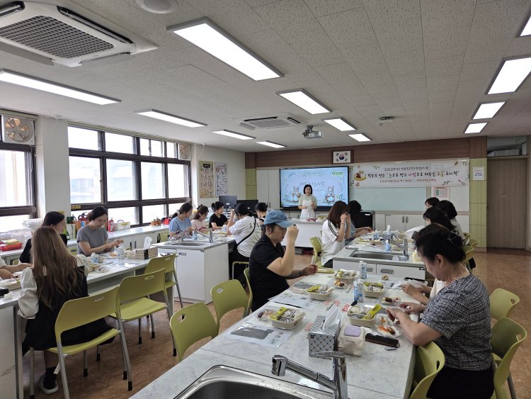 함께 만들고 나누는 ‘사랑 담은 요술 도시락’