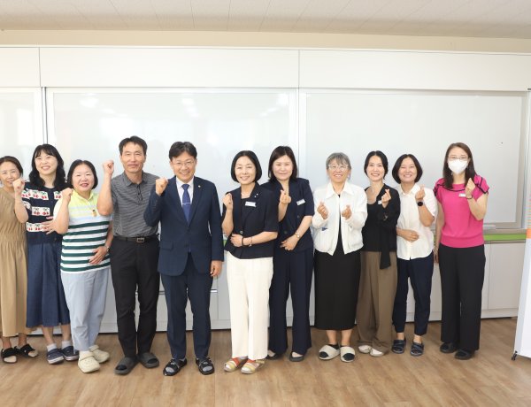 조용식 울산교육감,  통폐합 앞둔 동백초 찾아 현장 목소리 들어